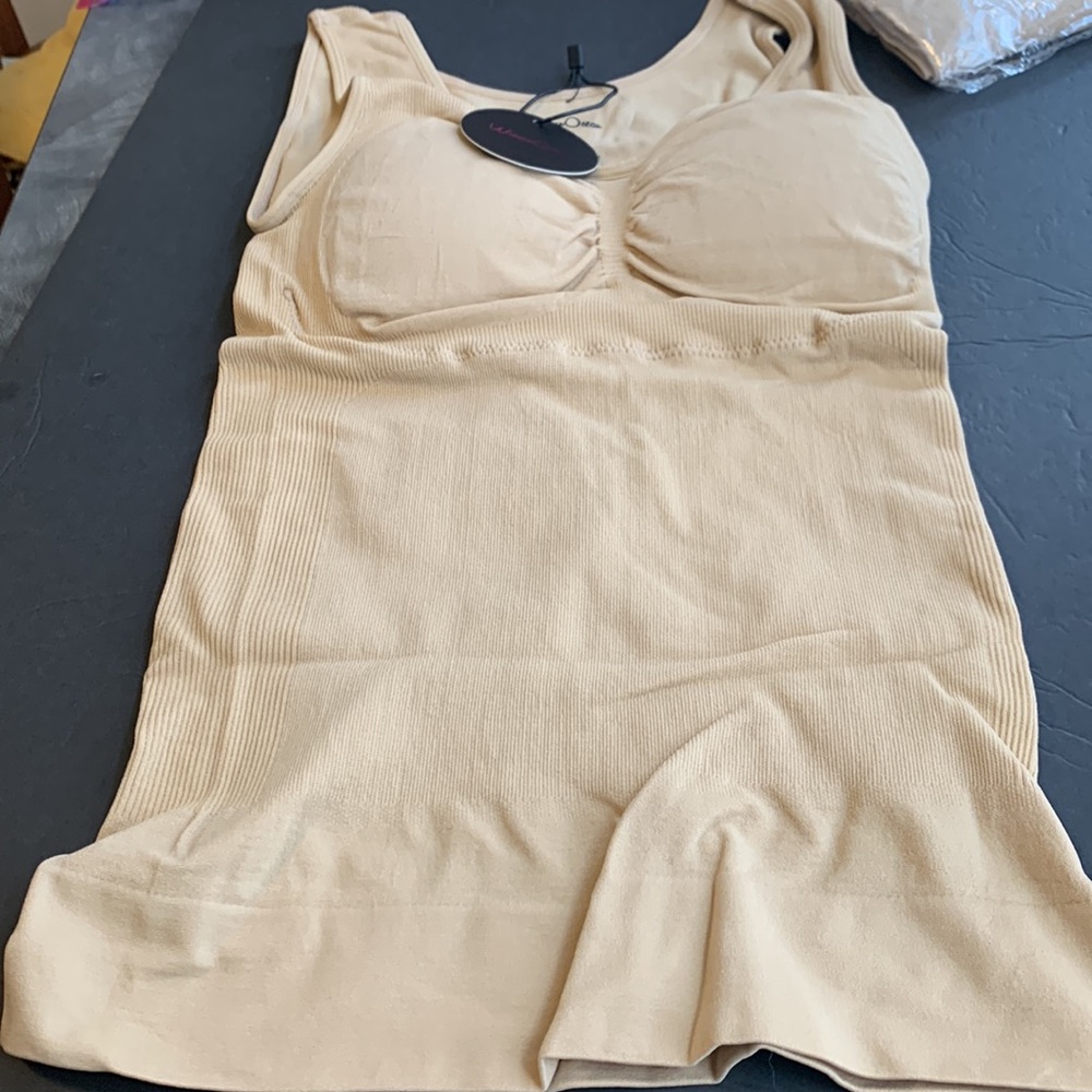 WOMAN OCEAN WOMENS CAMI TANK
